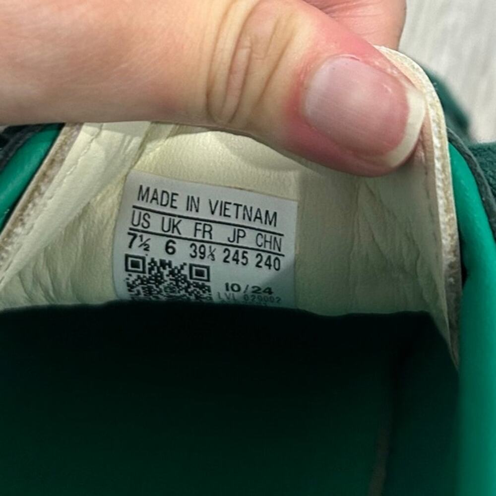 Adidas Samba OG Court Collegiate Green and Yellow Sneakers NEW - Picture 6 of 6